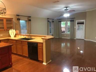Main picture of 6321 Pinehurst Dr