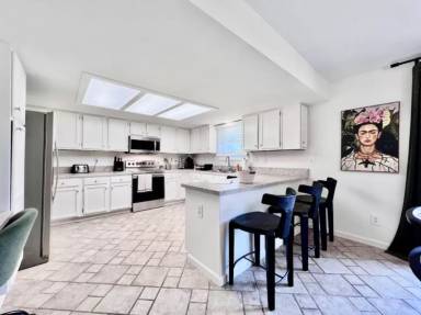 Main picture of 6556 Yankee Rd