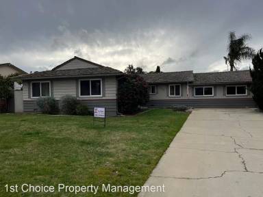 Main picture of 3445 Dickson Dr