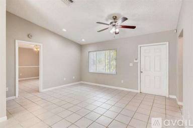 Main picture of 1713 SW 11th Ct