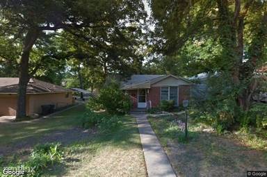 Main picture of 524 Hillvale Dr