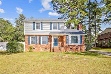 Main picture of 3617 Lakeshore Dr
