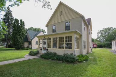 Main picture of 4045 Quail Ave N