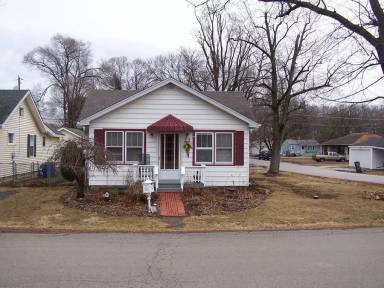 Main picture of 22 Berkley Ave