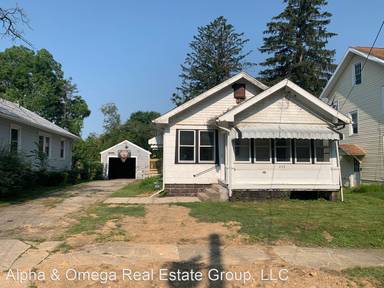 Main picture of 243 Rae Ave