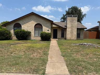 Main picture of 2925 O Henry Dr