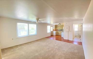 Main picture of 100 Edgecliff Way