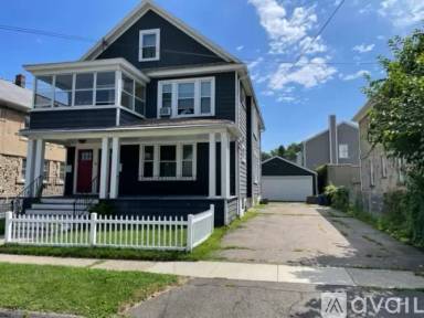 Main picture of 270 Franklin Ave