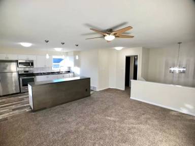 Main picture of 1714 10th Ave SW