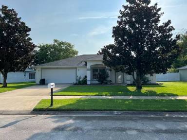 Main picture of 50 Spinnaker Cir