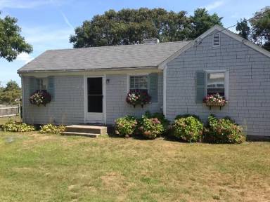 Main picture of 168 Leeward Rd