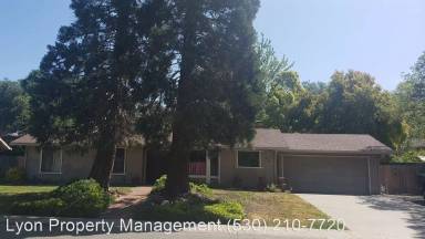 Main picture of 285 Katherine Way