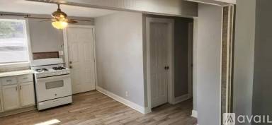 Main picture of 229 Delray Rd