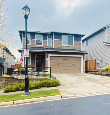 Main picture of 7744 20th Ln SE