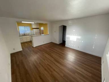 Main picture of 1772 Chester St