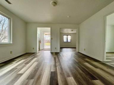 Main picture of 2117 Bertrand St