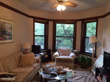 Main picture of 3707 N Racine Ave
