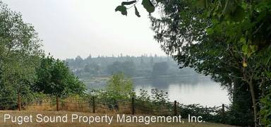 Main picture of 2602 N Wycoff Ave