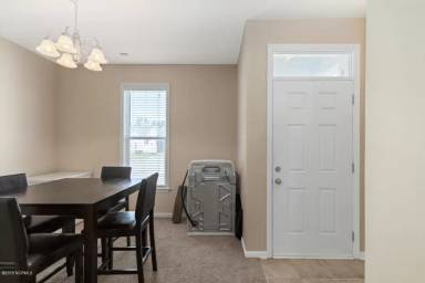 Main picture of 222 Glenhaven Ln