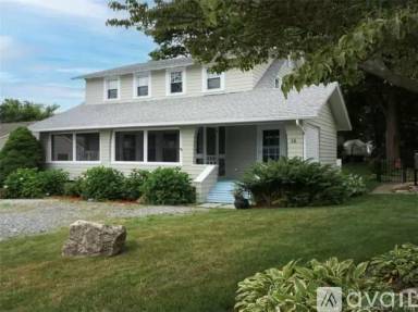 Main picture of 14 E Shore Ave