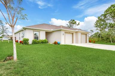 Main picture of 1139 Indies Way