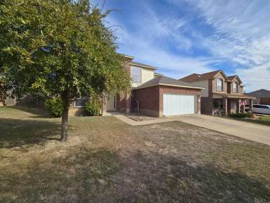 Main picture of 239 Scarlet Ln