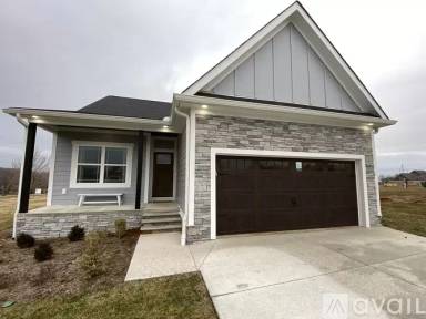 Main picture of 41 Latitude Dr