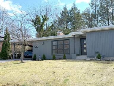 Main picture of 518 Hillcrest Ave