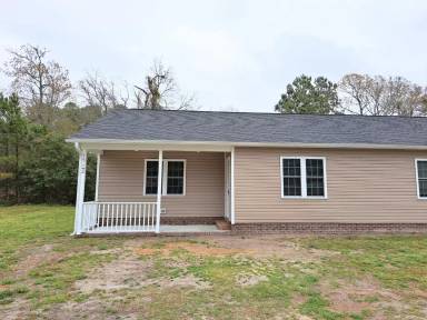 Main picture of 151 Oyster Ln