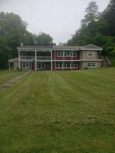 Main picture of 1850 Hays Ln