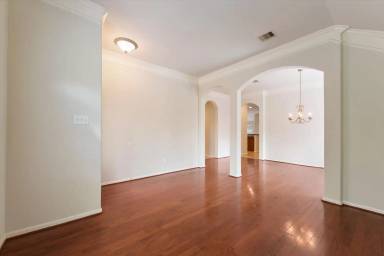 Main picture of 15103 Southern Cypress Ln