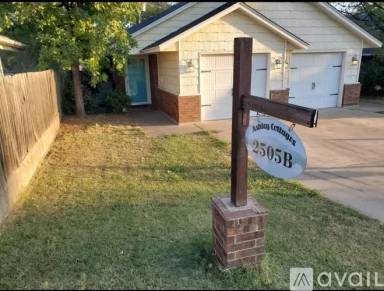 Main picture of 2505 SW C Ave