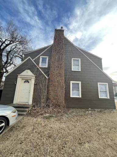 Main picture of 405 S Blakeley St