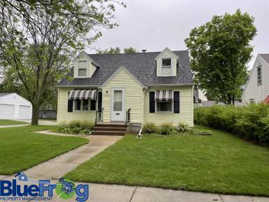 Main picture of 316 E 3rd St