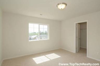 Main picture of 7777 NW Spirea St