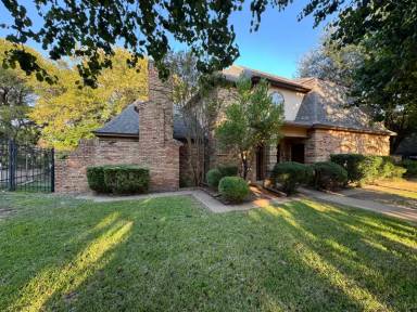 Main picture of 3622 Green Hollow Dr