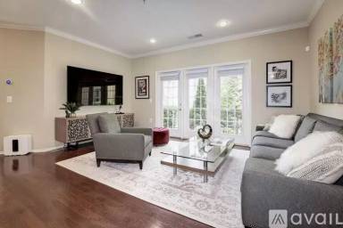 Main picture of White Flint Station Apartments
