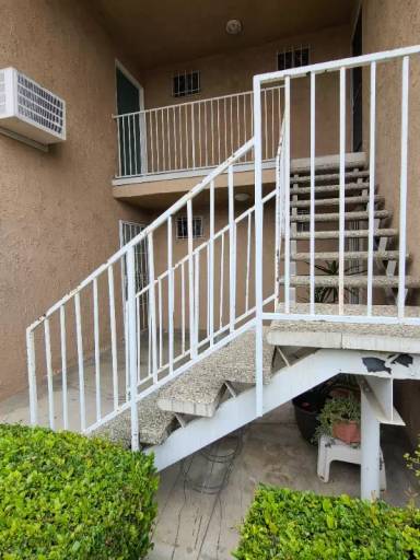 Main picture of 8362 Walker St