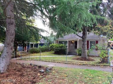 Main picture of 4523 49th Ave SW