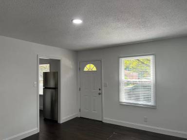 Main picture of 1800 McDonald St