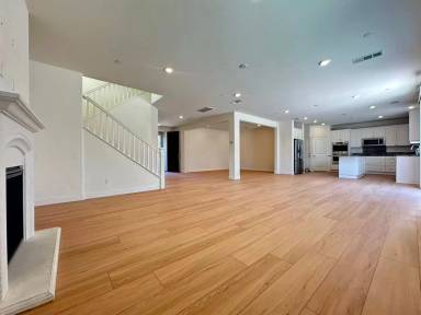 Main picture of 12050 Meander Way