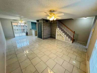 Main picture of 7322 Oak Manor Dr