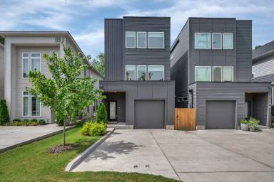 Main picture of 904 Cahal Ave