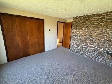Main picture of 225 Mission View Dr