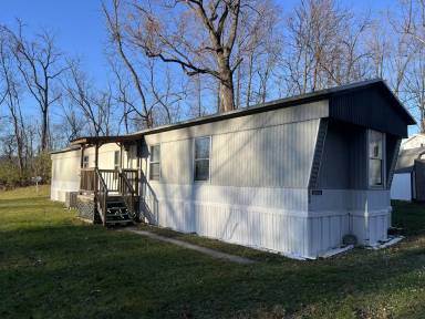 Main picture of 144 Fellers Ln