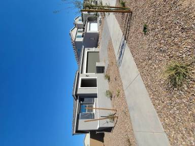 Main picture of 40062 W Hensley Way