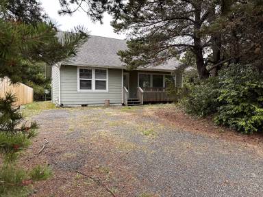 Main picture of 308 Marine View Dr SW
