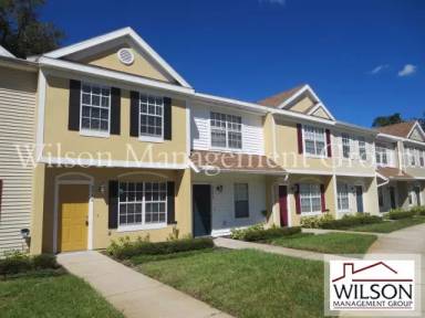 Main picture of 6996 Woodlake Dr