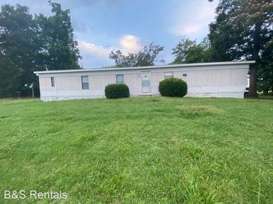 Main picture of 2136 Oak Grove Rd