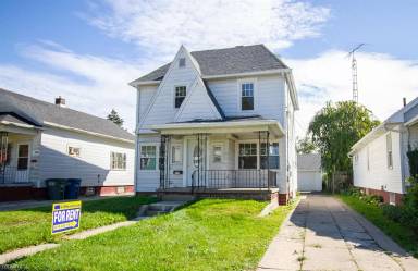 Main picture of 3544 Elm St